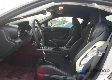 2023 Toyota Gr 86 Premium z USA, uszkodzony, nr VIN JF1ZNBF13P8764107